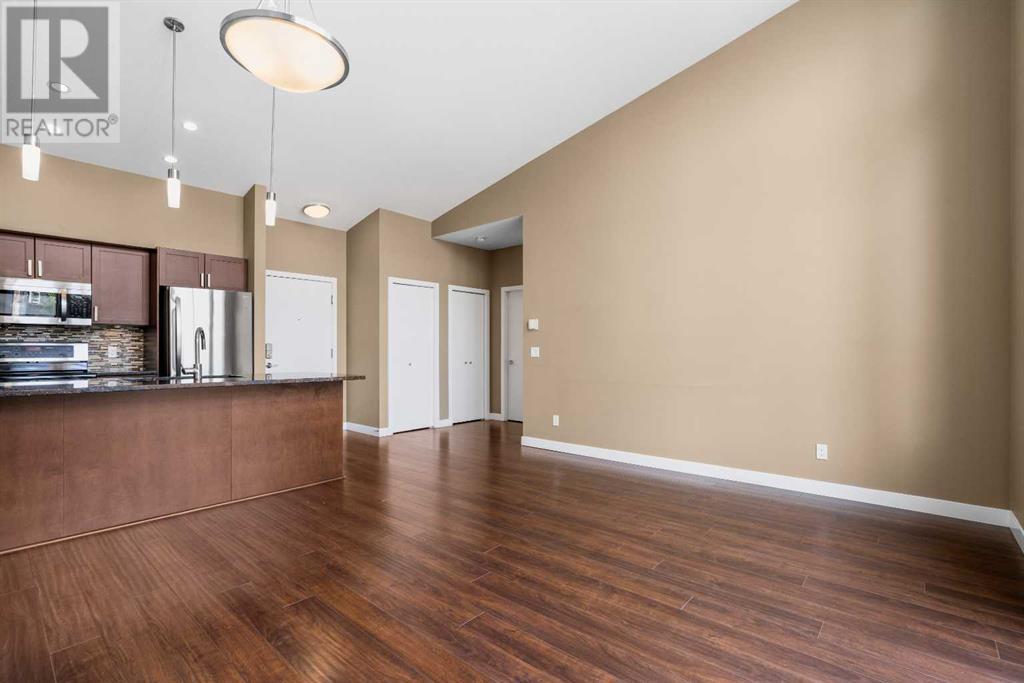Single Family House for Sale in    Street NE Highland Park Calgary 