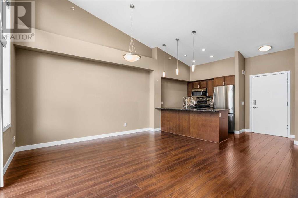 Single Family House for Sale in    Street NE Highland Park Calgary 