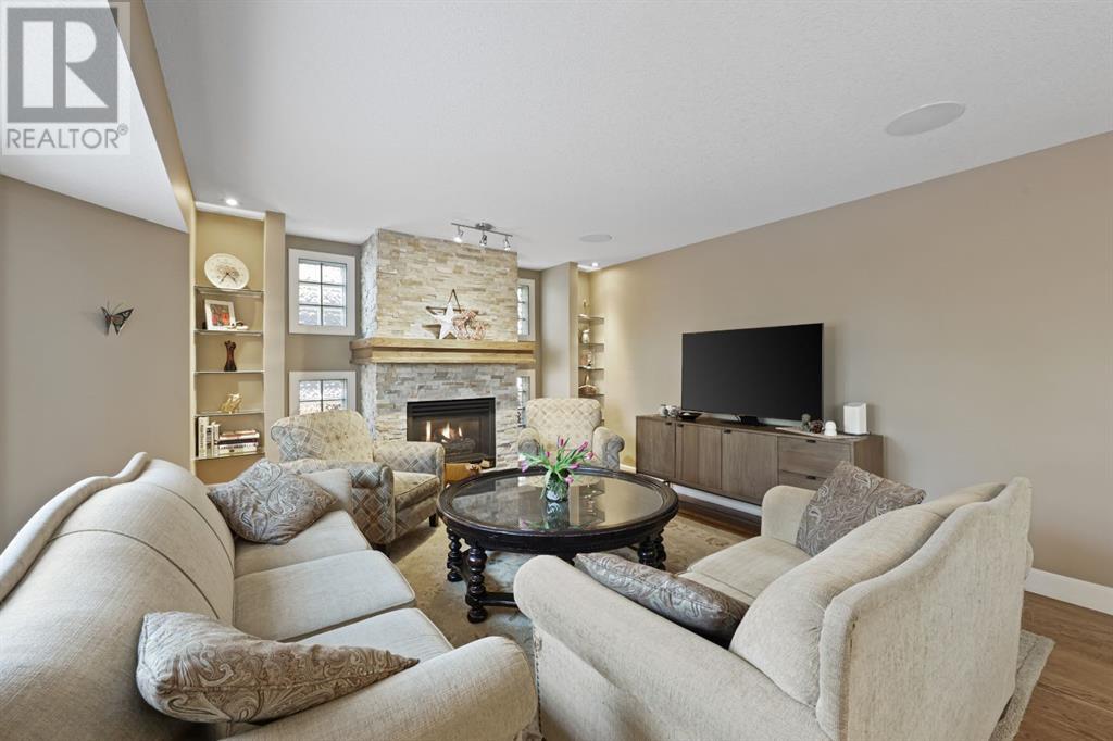 Single Family House for Sale in  Valley Springs Road NW Valley Ridge Calgary 