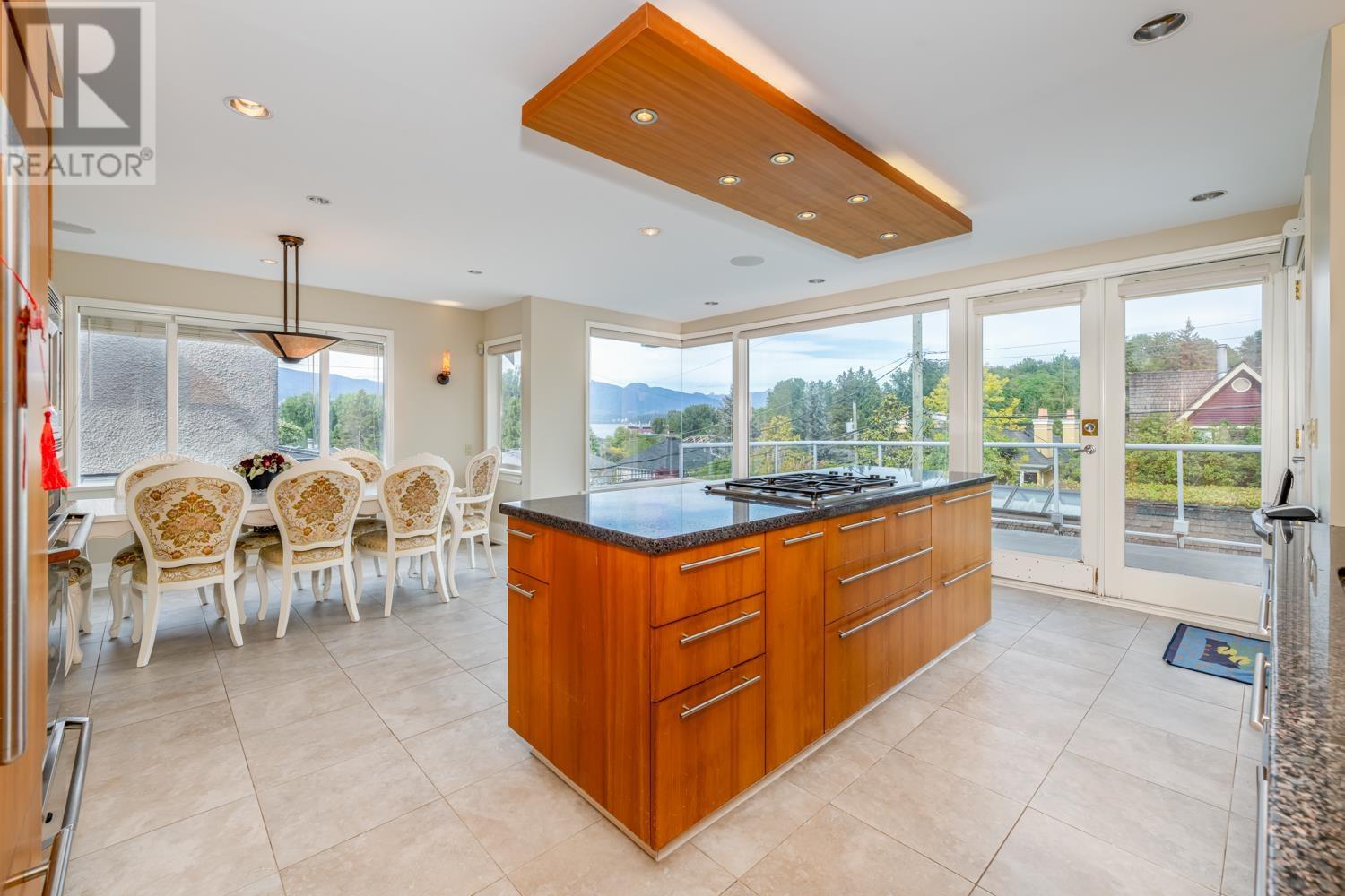 Photo 18 of 4389 Locarno Crescent, Vancouver BC