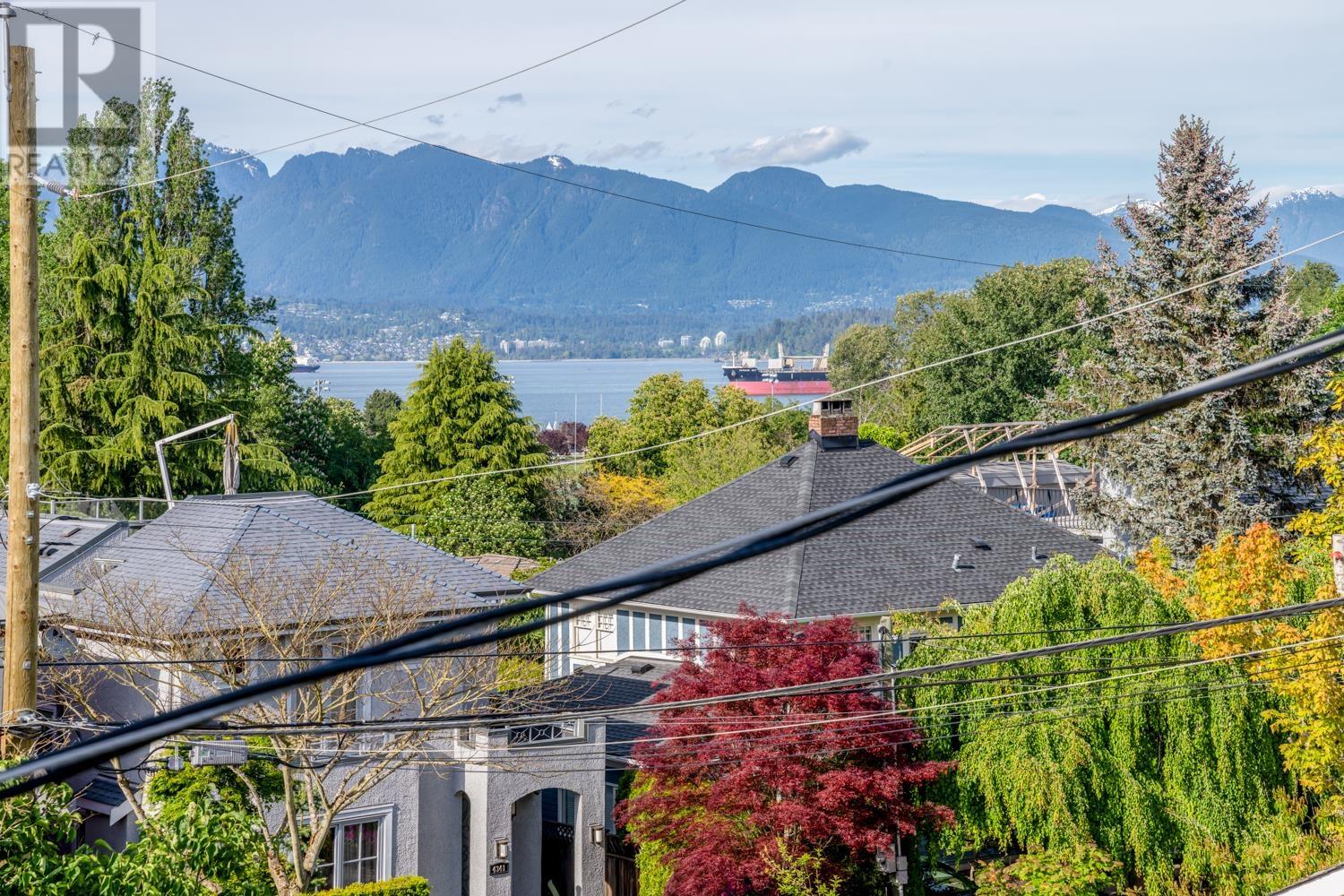 Photo 25 of 4389 Locarno Crescent, Vancouver BC