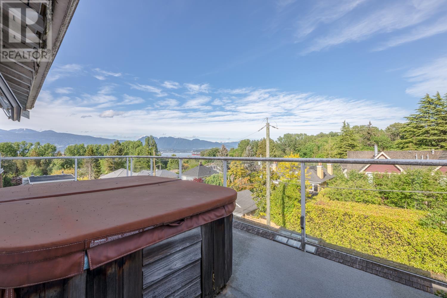 Photo 35 of 4389 Locarno Crescent, Vancouver BC