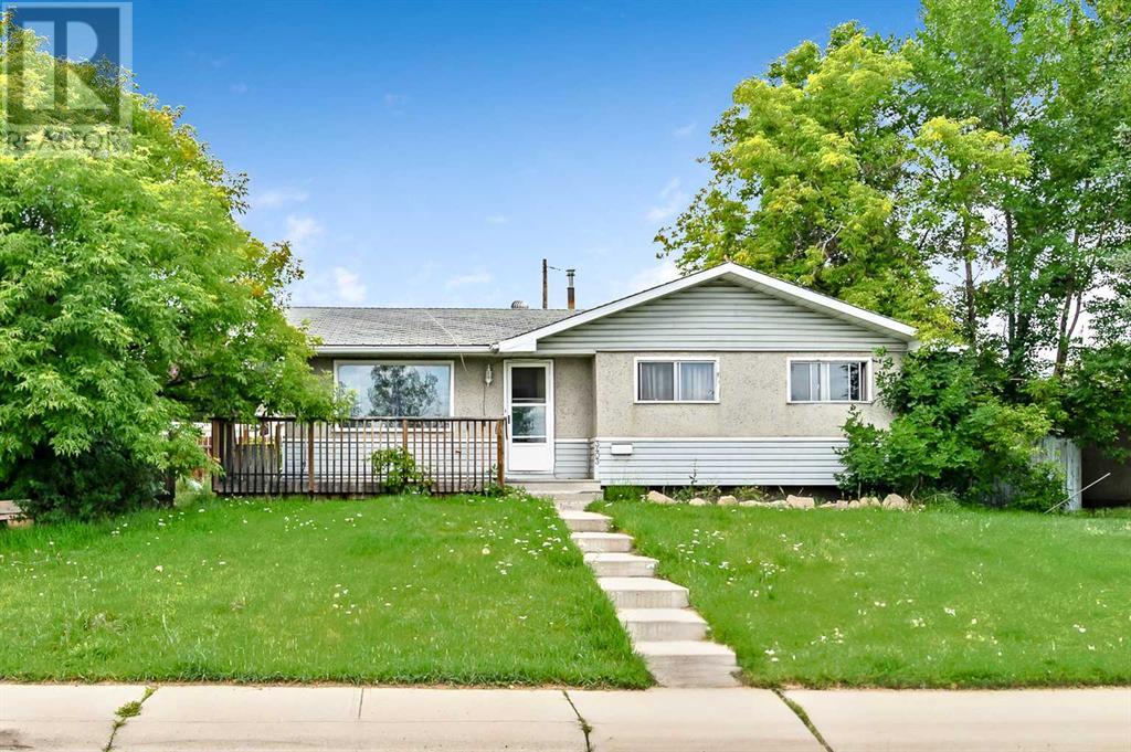 Single Family House Bungalow for Sale in   Street NW Bowness Calgary 