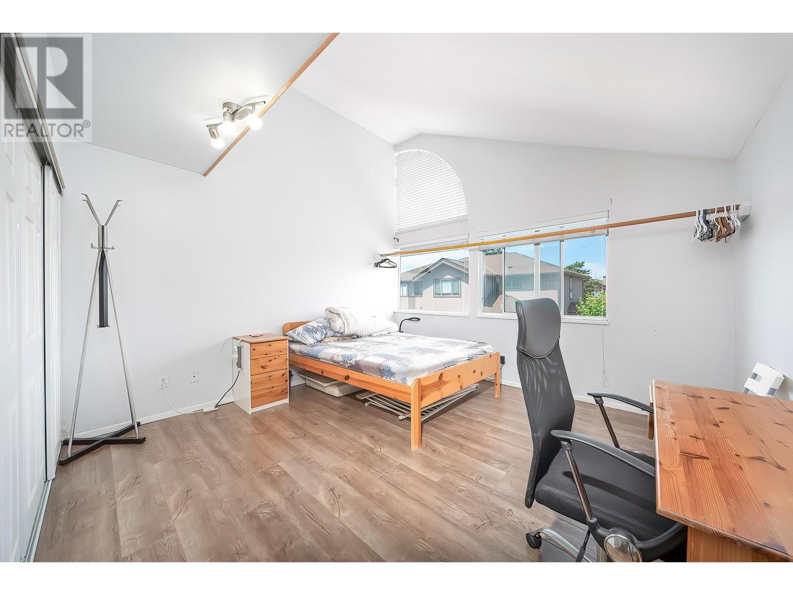 #41-5380 SMITH Drive, Richmond