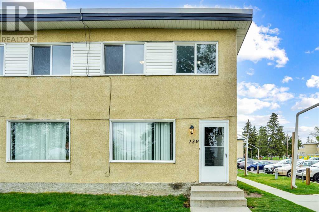 Single Family House for Sale in    Street NE Vista Heights Calgary 
