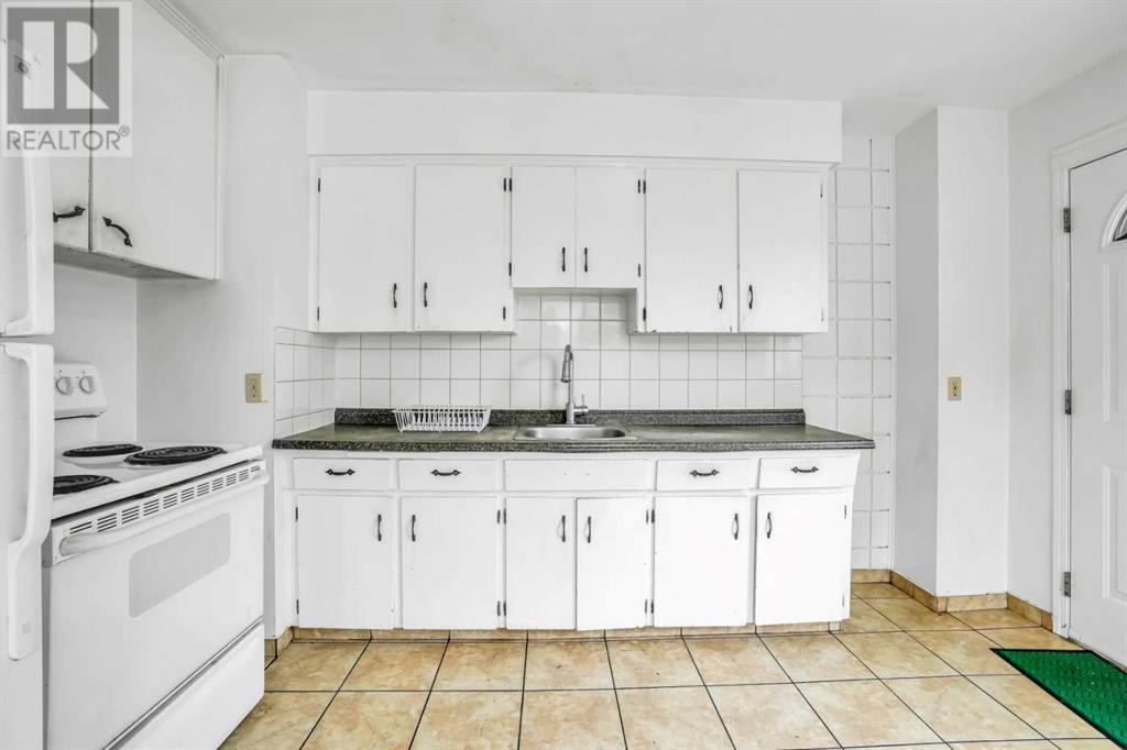 Single Family House for Sale in    Street NE Vista Heights Calgary 