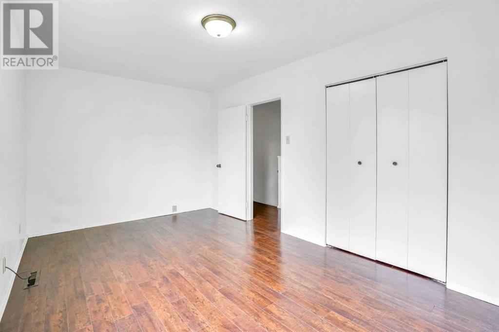 Single Family House for Sale in    Street NE Vista Heights Calgary 