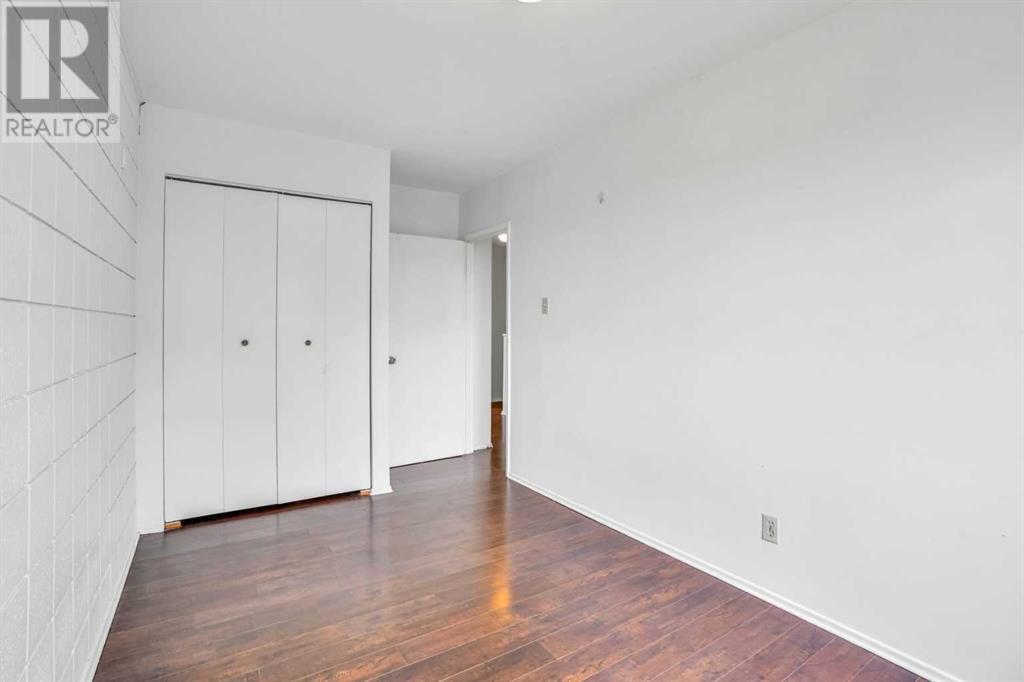Single Family House for Sale in    Street NE Vista Heights Calgary 