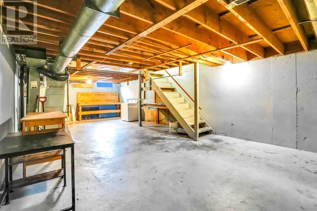 Single Family House for Sale in    Street NE Vista Heights Calgary 