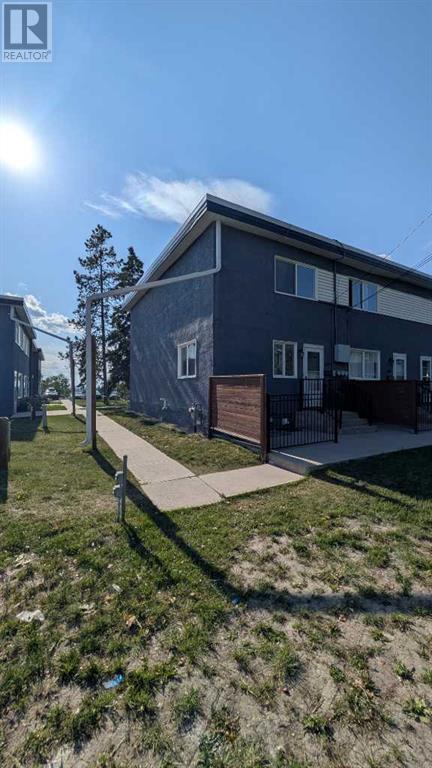 Single Family House for Sale in    Street NE Vista Heights Calgary 