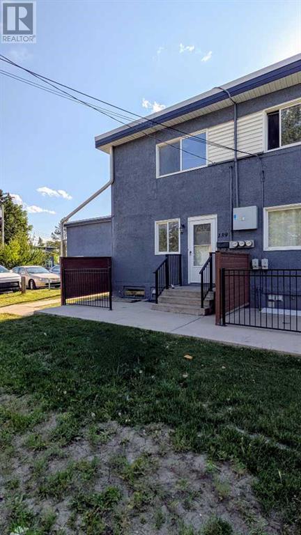 Single Family House for Sale in    Street NE Vista Heights Calgary 