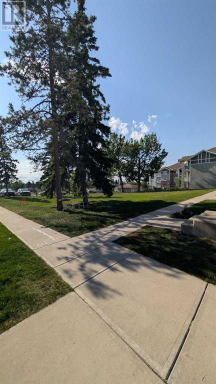 Single Family House for Sale in    Street NE Vista Heights Calgary 