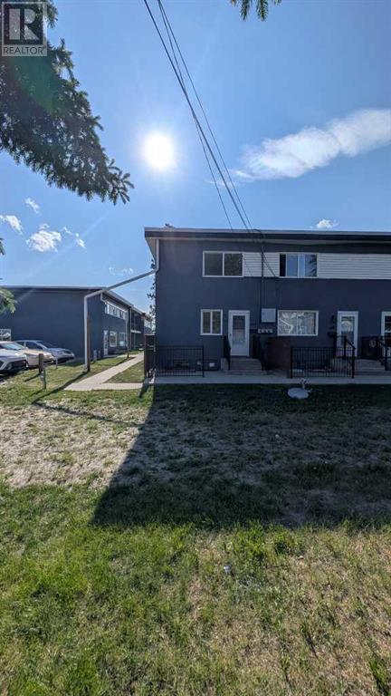 Single Family House for Sale in    Street NE Vista Heights Calgary 