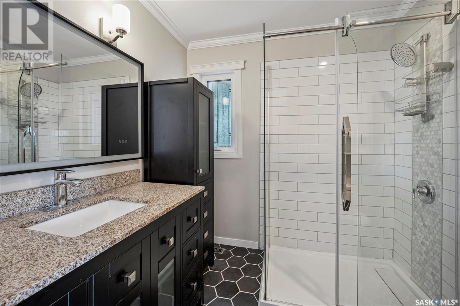 Photo 17 of 731 Swan Crescent, Saskatoon SK
