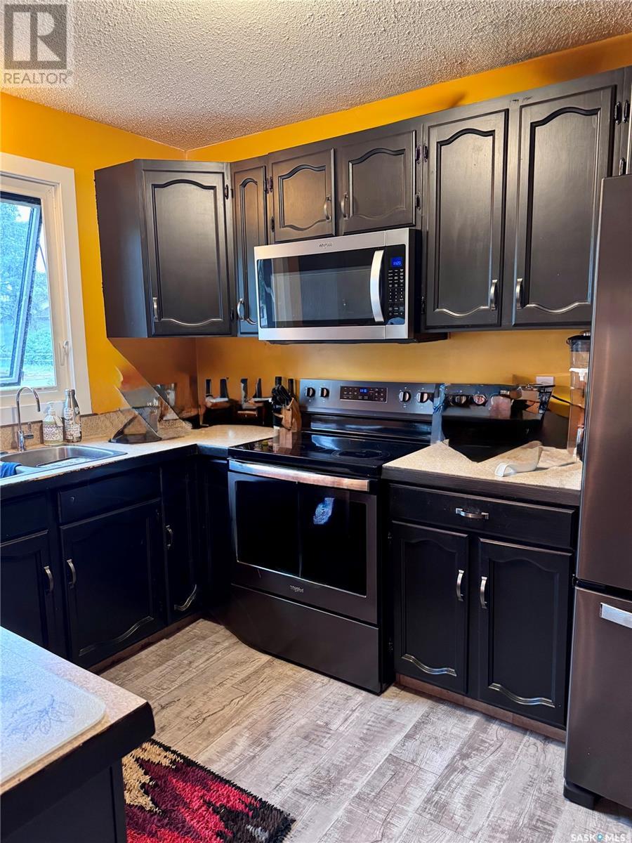 Single Family House Bungalow for Sale in  North Railway STREET E Swift Current 