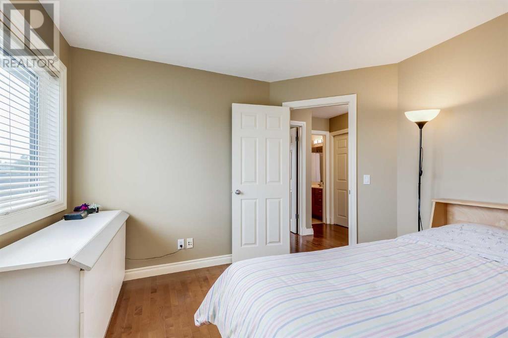 Single Family House for Sale in  Hidden Creek Point NW Hidden Valley Calgary 