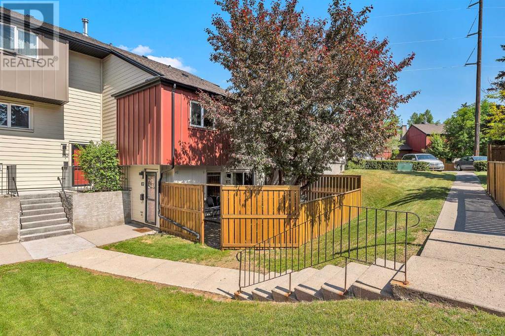 107, 4740 Dalton Drive NW, Calgary, Alberta