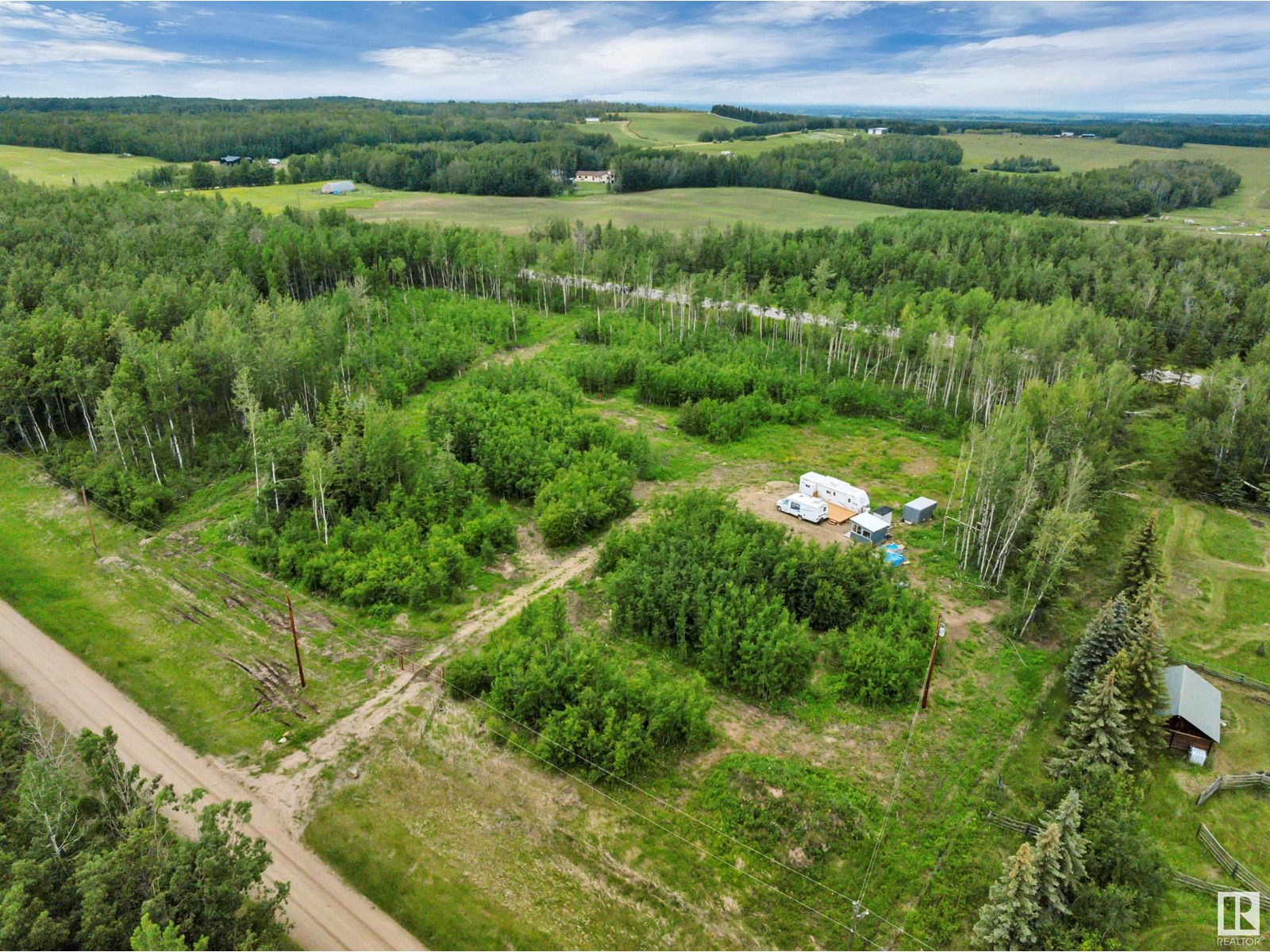Photo 17 of 801 Glen Haven Cr, Rural Wetaskiwin County AB