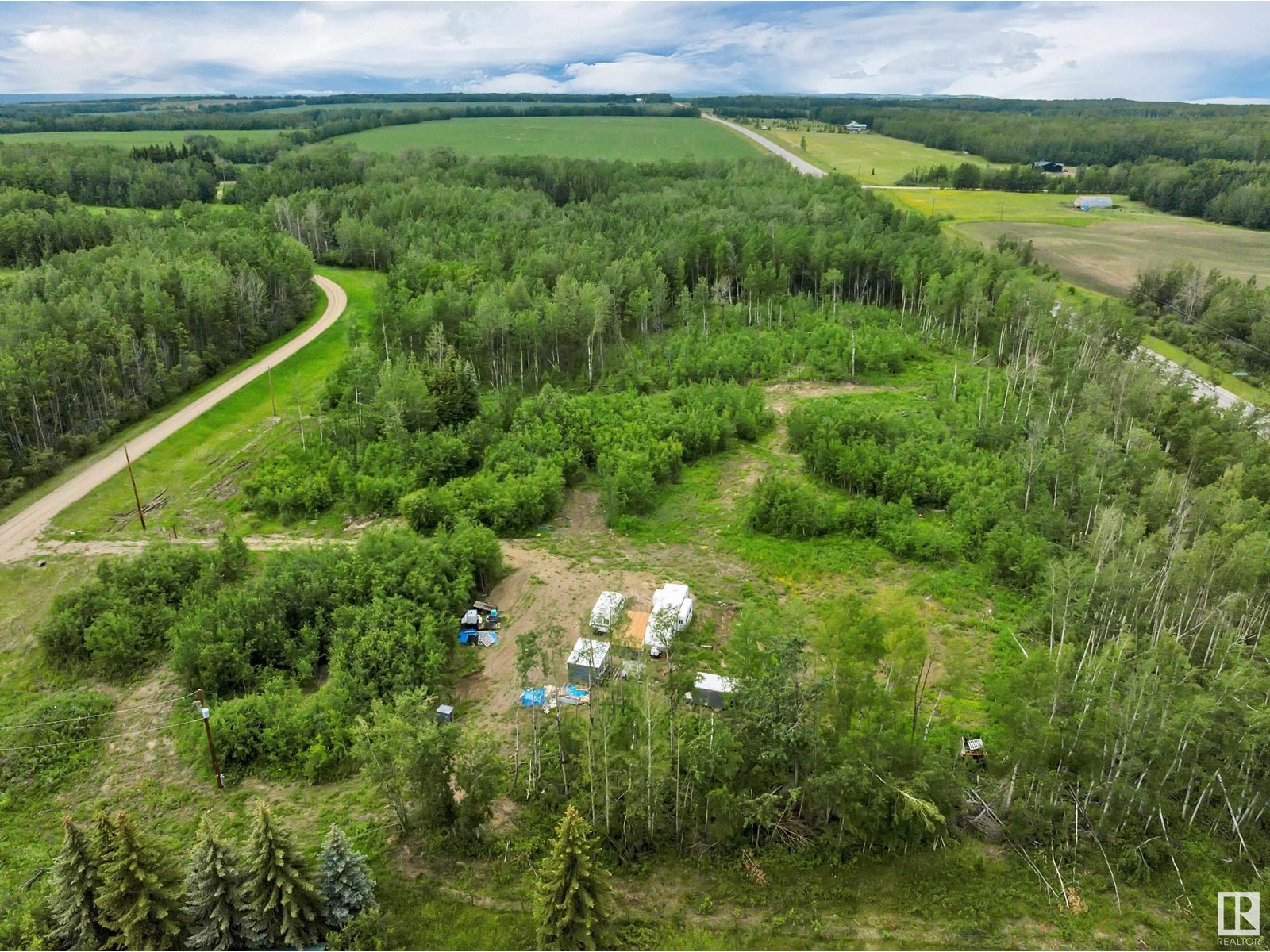 Photo 16 of 801 Glen Haven Cr, Rural Wetaskiwin County AB