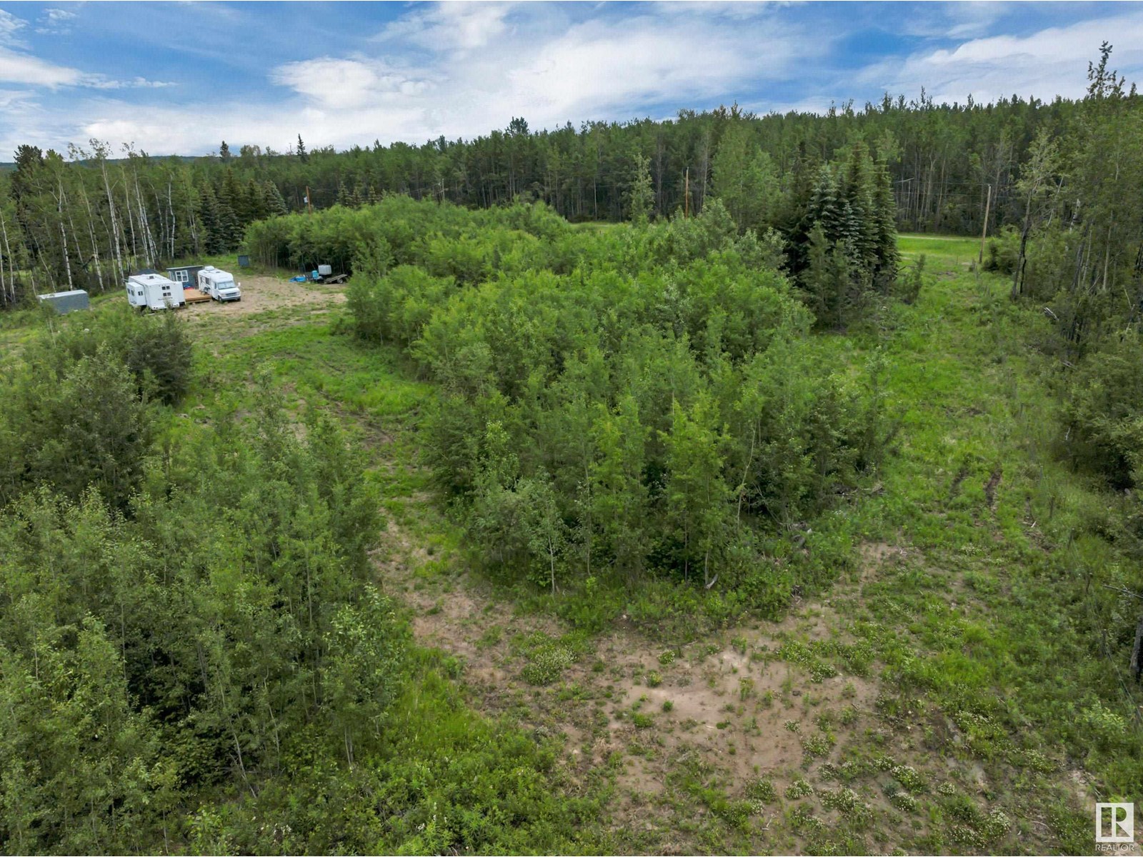 Photo 11 of 801 Glen Haven Cr, Rural Wetaskiwin County AB