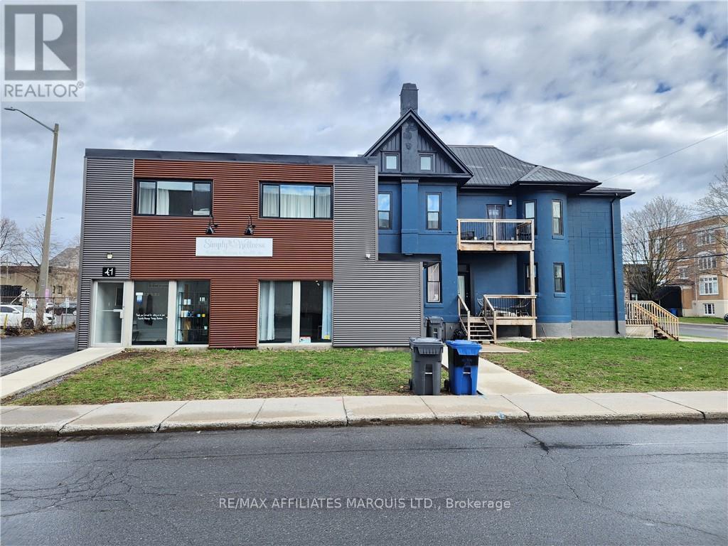 Photo 28 of 102 Sydney Street, Cornwall ON