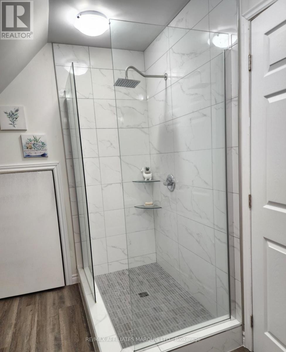 Photo 22 of 102 Sydney Street, Cornwall ON