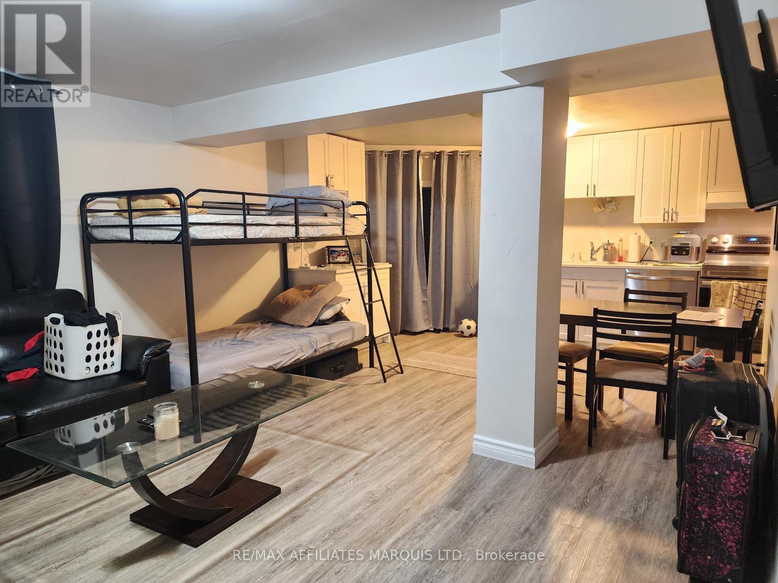 Photo 14 of 102 Sydney Street, Cornwall ON