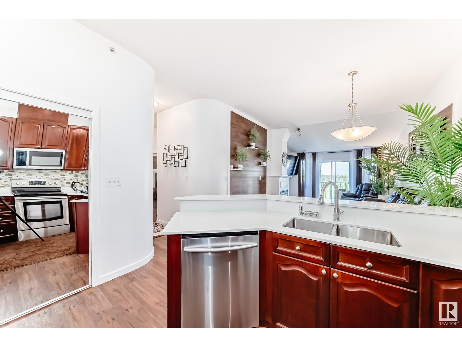 Photo 6 of 412 4312 139 Av Nw, Edmonton AB