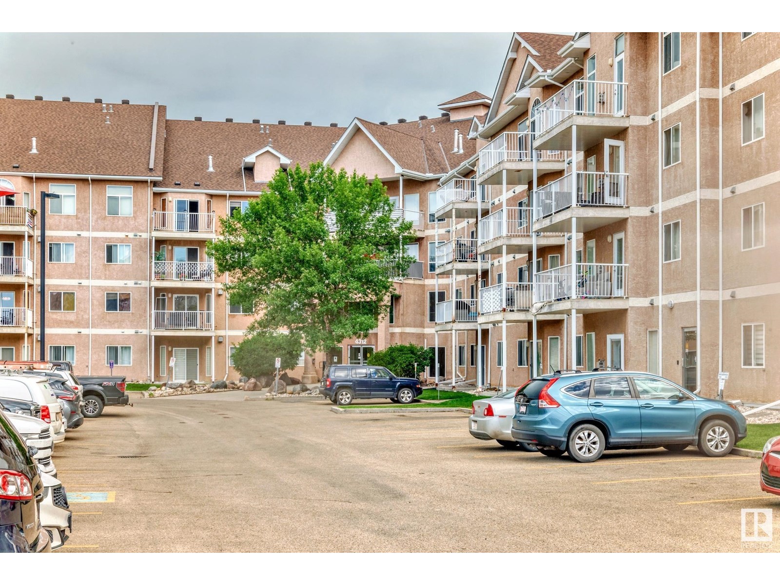 Photo 59 of 412 4312 139 Av Nw, Edmonton AB