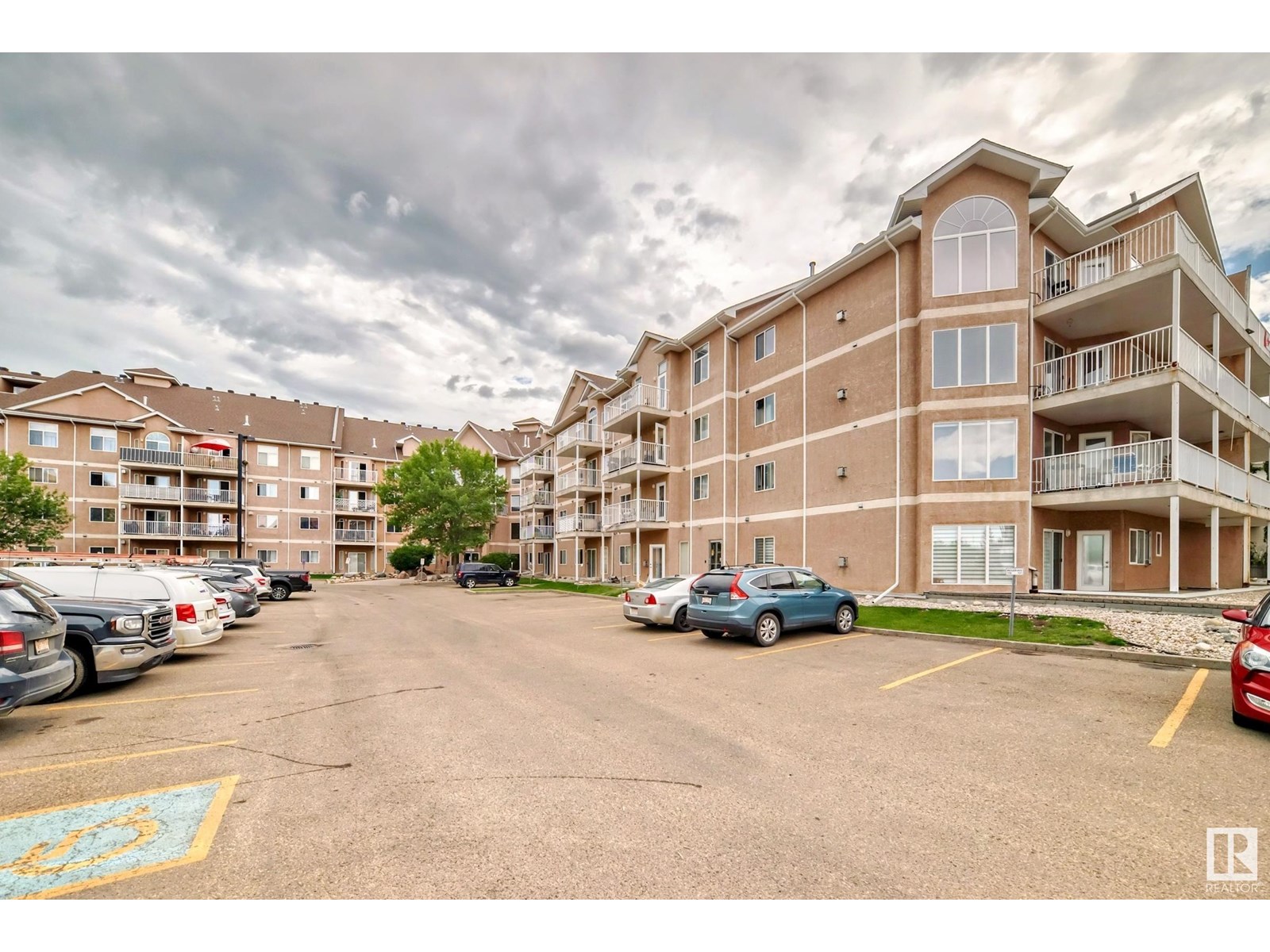 Photo 51 of 412 4312 139 Av Nw, Edmonton AB