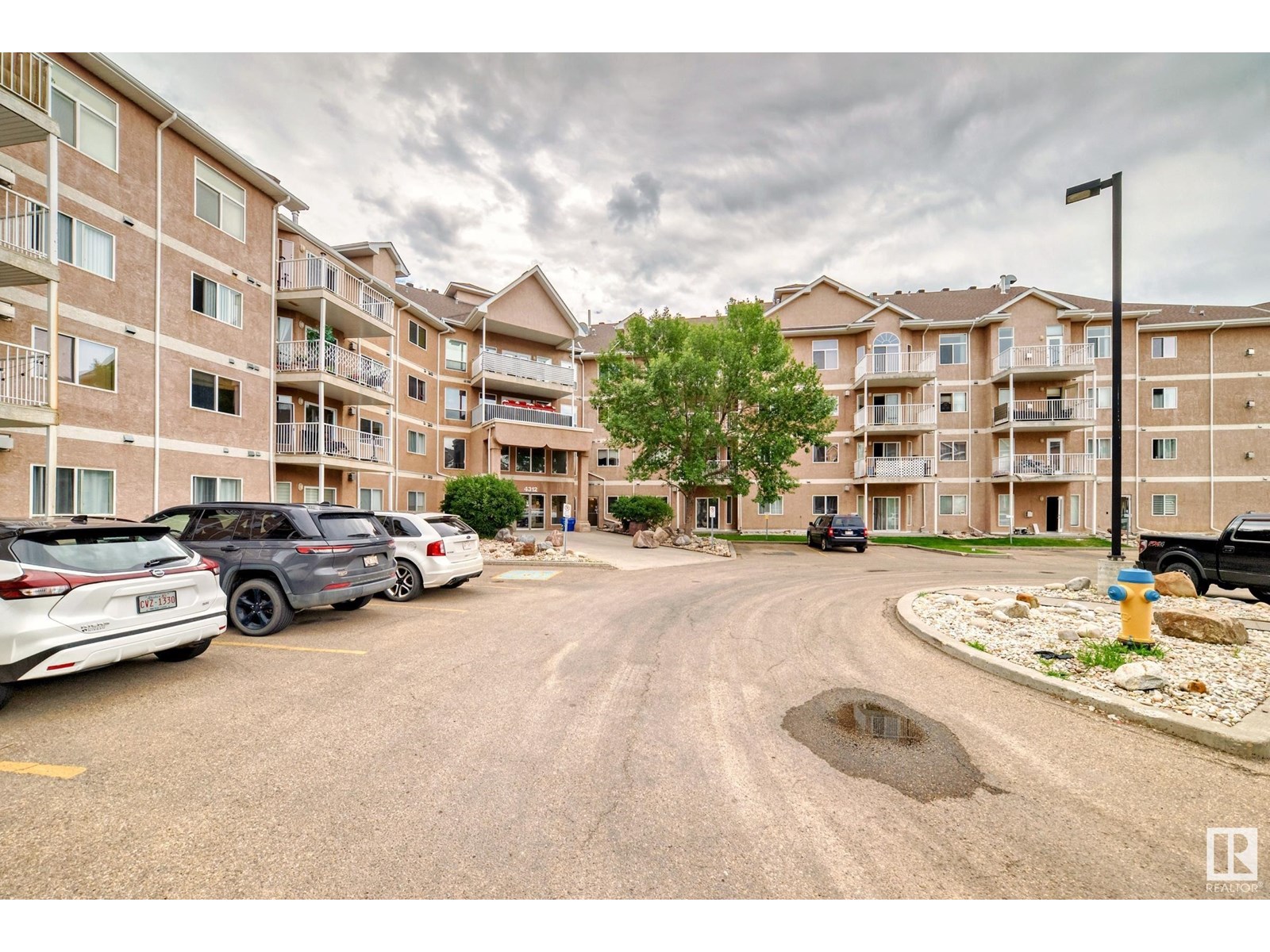 Photo 52 of 412 4312 139 Av Nw, Edmonton AB