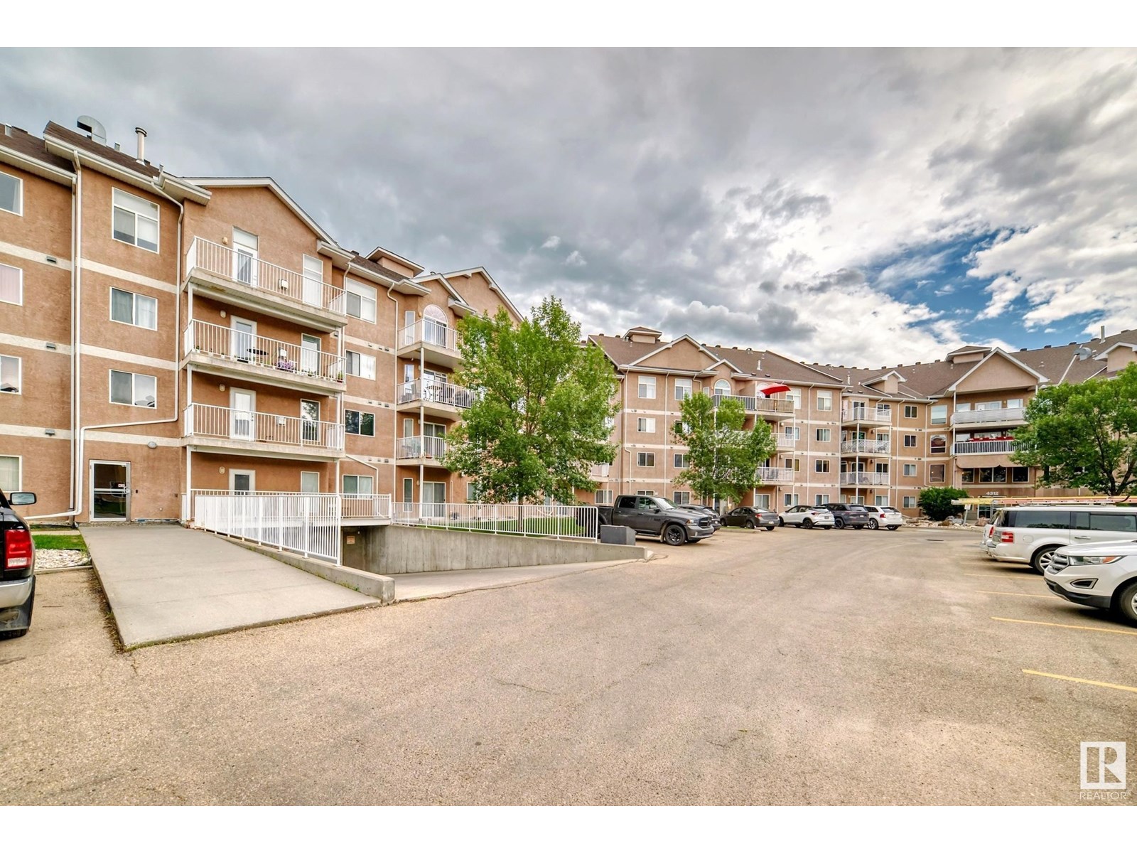 Photo 50 of 412 4312 139 Av Nw, Edmonton AB