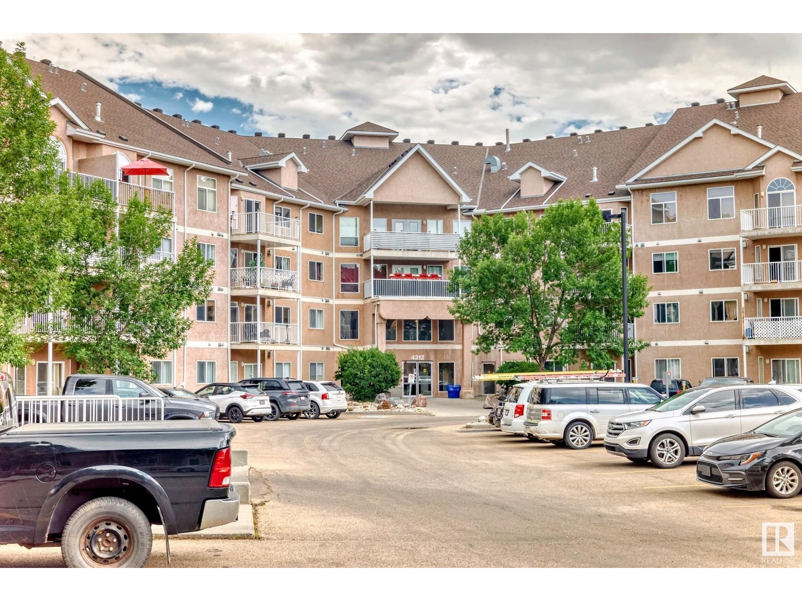 Photo 58 of 412 4312 139 Av Nw, Edmonton AB