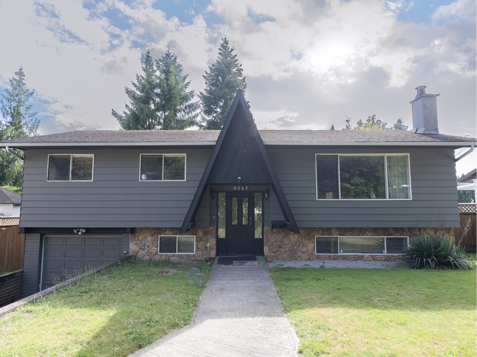 Photo 1 of 6717 Kent Crescent, Delta BC