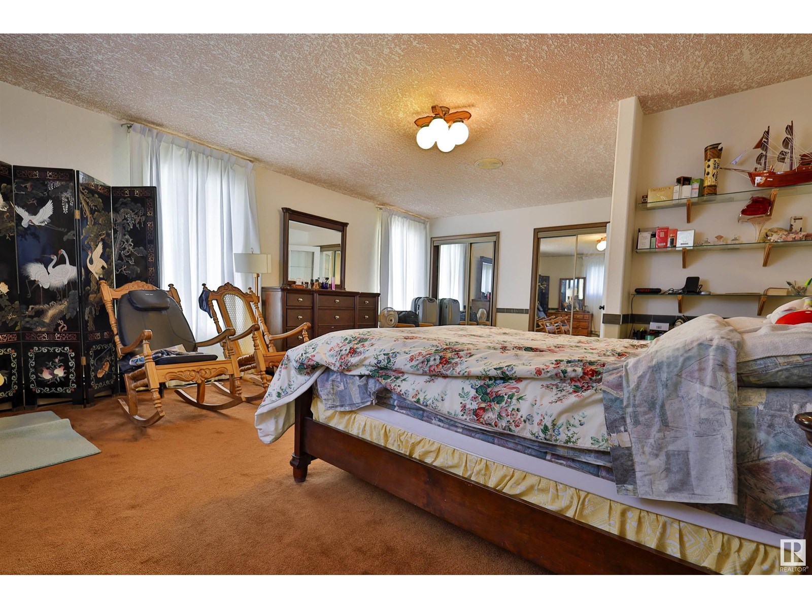 Photo 33 of 15808 100 St Nw, Edmonton AB
