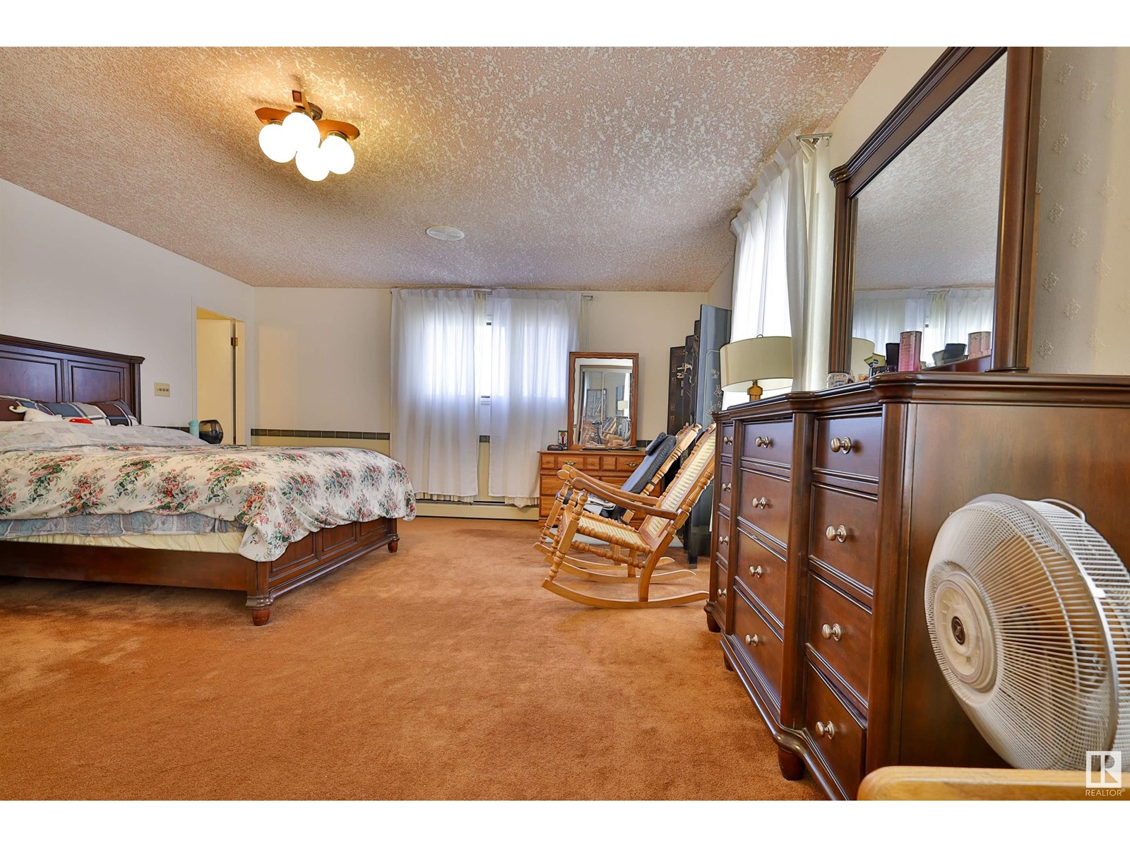 Photo 36 of 15808 100 St Nw, Edmonton AB