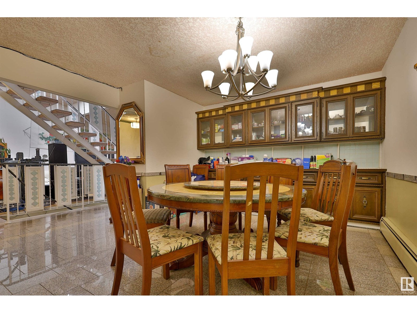 Photo 22 of 15808 100 St Nw, Edmonton AB