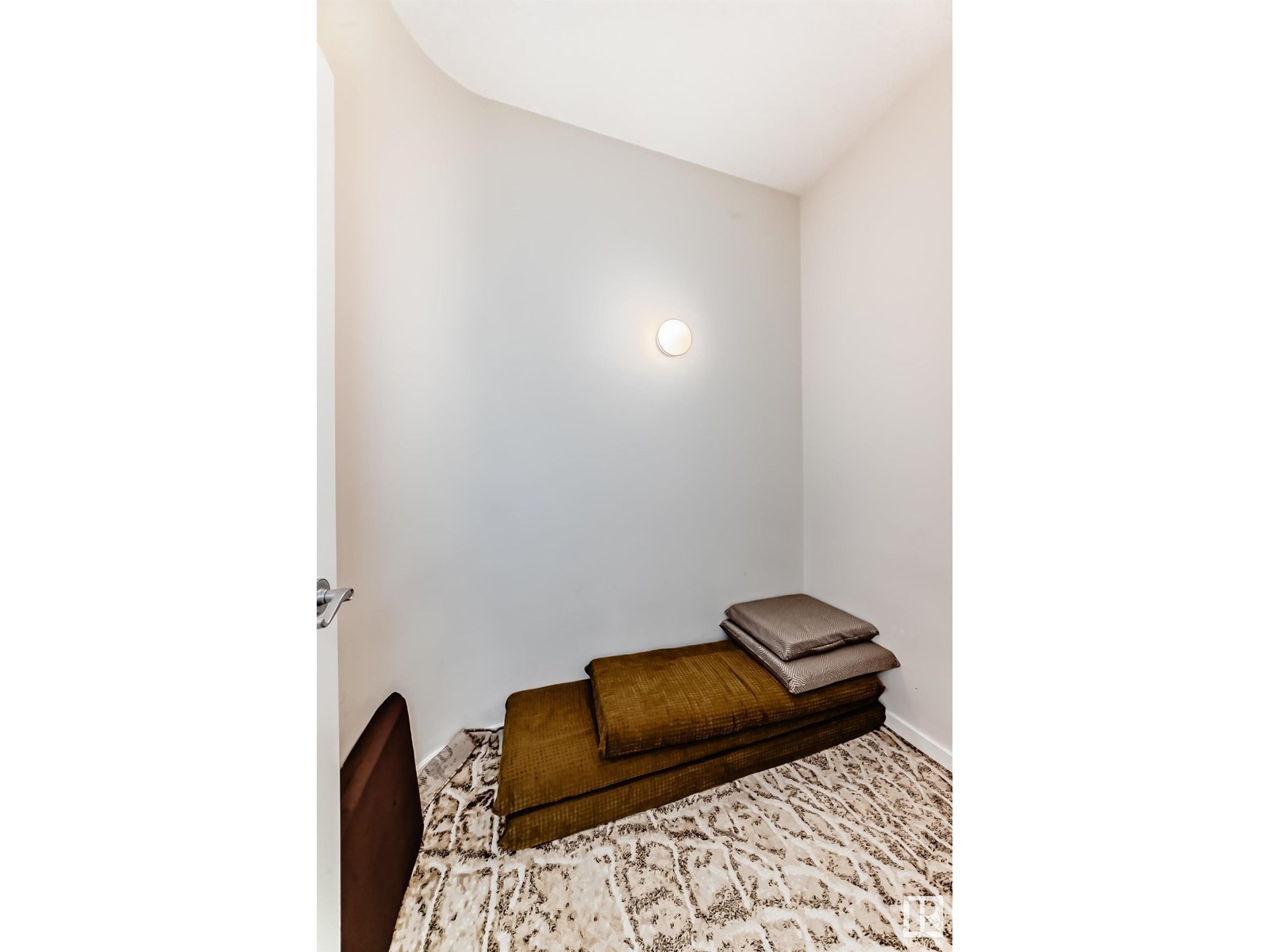 Photo 33 of 424 4312 139 Av Nw, Edmonton AB