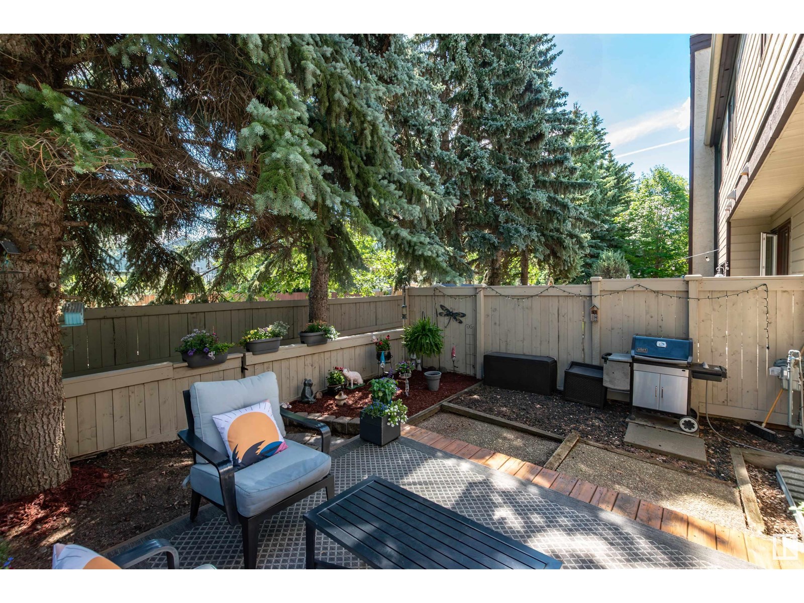 Photo 36 of 614 Woodbridge Wy, Sherwood Park AB