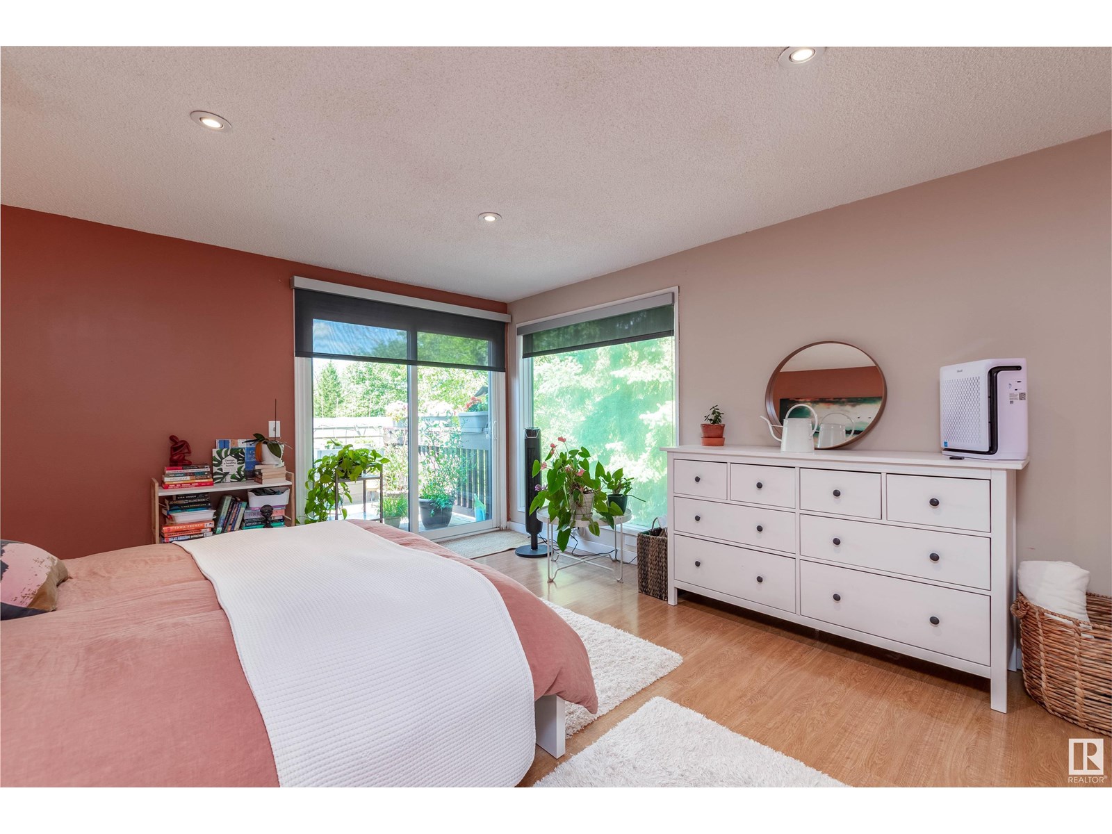 Photo 17 of 614 Woodbridge Wy, Sherwood Park AB
