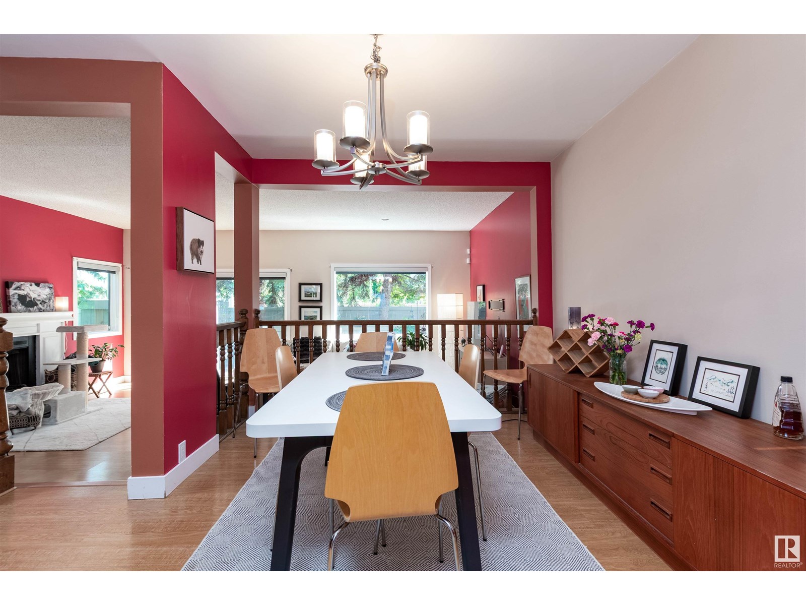 Photo 9 of 614 Woodbridge Wy, Sherwood Park AB