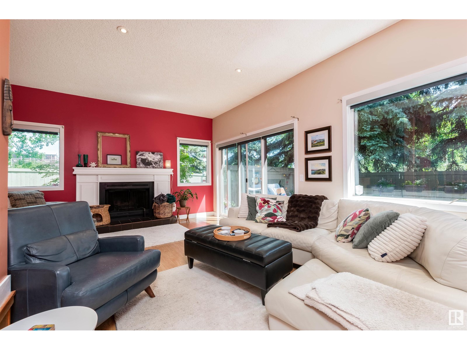 Photo 14 of 614 Woodbridge Wy, Sherwood Park AB
