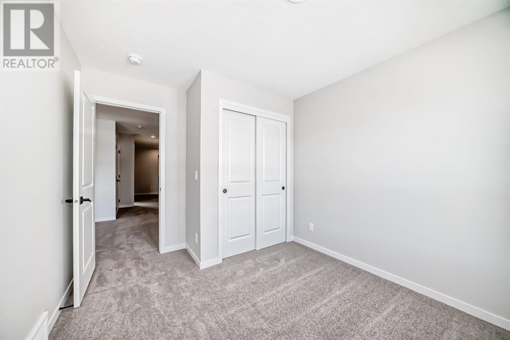 Single Family House for Sale in  Tekarra Drive NW Glacier Ridge Calgary 