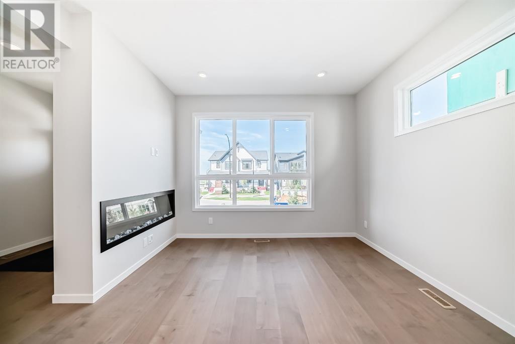 Single Family House for Sale in  Tekarra Drive NW Glacier Ridge Calgary 