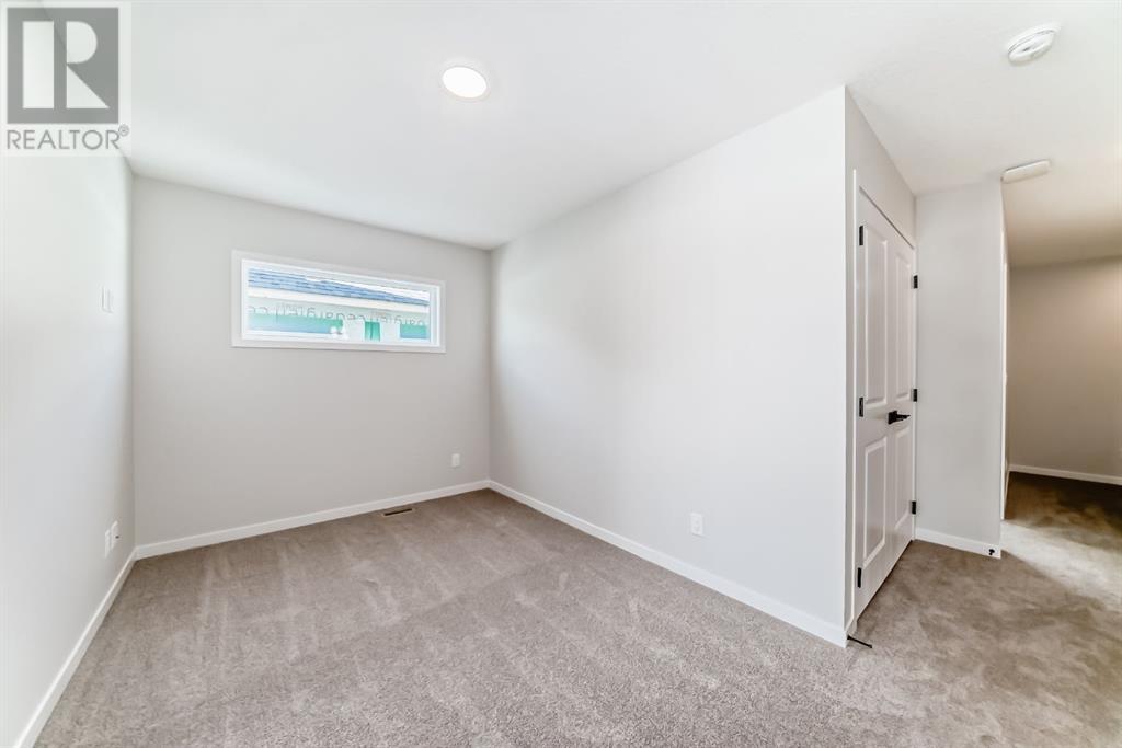 Single Family House for Sale in  Tekarra Drive NW Glacier Ridge Calgary 