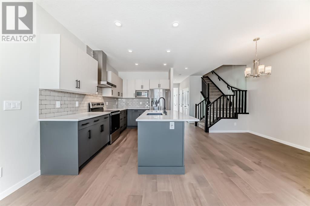 Single Family House for Sale in  Tekarra Drive NW Glacier Ridge Calgary 