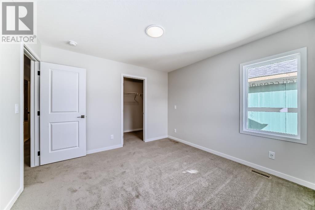 Single Family House for Sale in  Tekarra Drive NW Glacier Ridge Calgary 