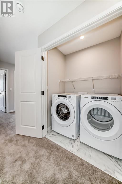 Single Family House for Sale in  Tekarra Drive NW Glacier Ridge Calgary 
