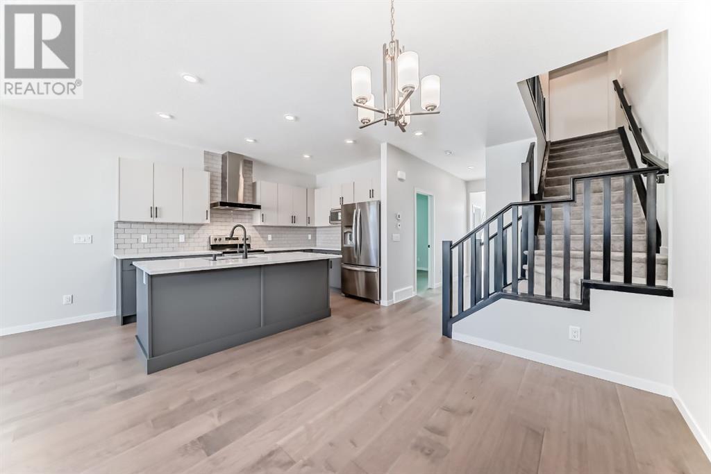 Single Family House for Sale in  Tekarra Drive NW Glacier Ridge Calgary 