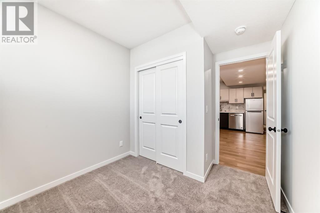 Single Family House for Sale in  Tekarra Drive NW Glacier Ridge Calgary 